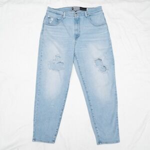 Levis SilverTab Mom Jean Light Wash Distressed High Rise Denim Pants Women